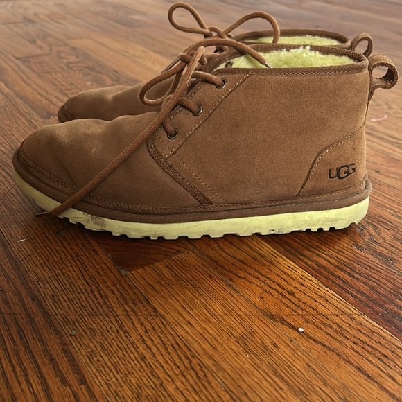 Ugg laced boots, brown and yellow - Picture 2 of 4